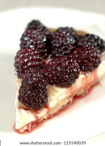 pie with blackberry