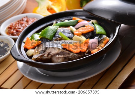 Chinese cooking pot fish