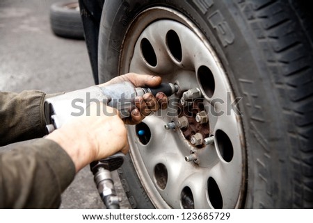 Garages and car repairing/Garages and car fixing