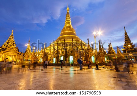 Shwedagon pagoda Shwedagon pagoda