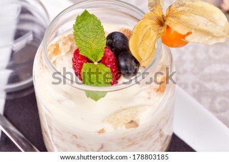 Napoleon cake in a jar