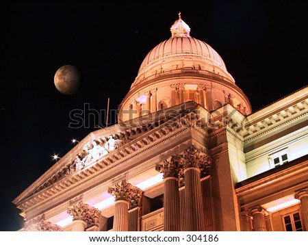Singapore - Court of appeal / full moon