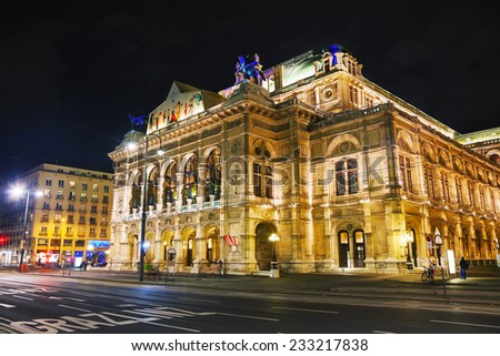 VIENNA - OCTOBER 20: Vienna State Opera at night on October 19, 2014 in Vienna. It\'s an opera house Ã?ÃÂ¢?? and opera company Ã?ÃÂ¢?? with a history dating back to the mid-19th century.