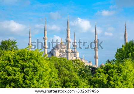 The Blue Mosque (Sultanahmet Camii), Istanbul, Turkey