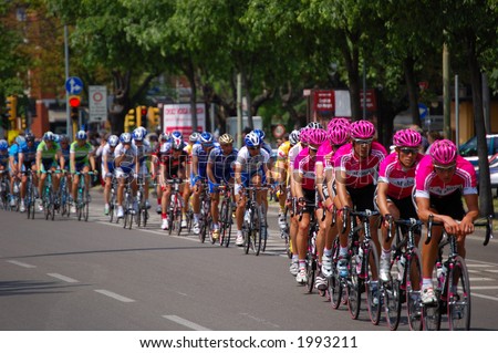 Giro d\'Italia 2006 being led by the T-Mobile team. Location: Reggio Emilia