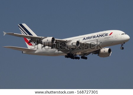 JOHANNESBURG - SEPTEMBER 24: final approach of an Air France's Airbus A380, world's biggest airplane, on September 24 2013 in Johannesburg, South Africa.