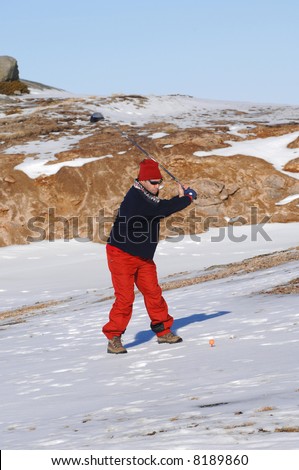 golf player in a golf snow game