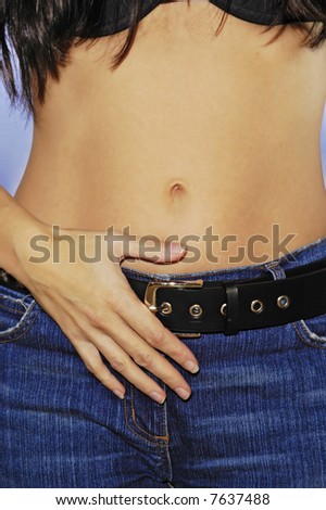 Belly button sexy waist in jeans