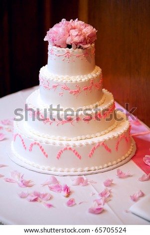 Wedding Cake With Pink