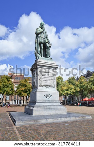 Statue of William I, first King of the Netherlands from House of Orange-Nassau, The Hague, Netherlands