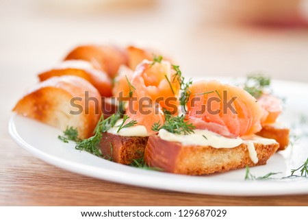 Fried toast with cheese and salted salmon