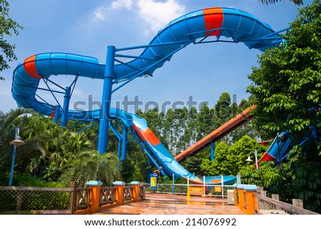 GUANGZHOU, CHINA - AUG 30: chimelong water park on Aug 30, 2014 in Guangzhou. Chimelong Waterpark is the largest waterpark in the world.