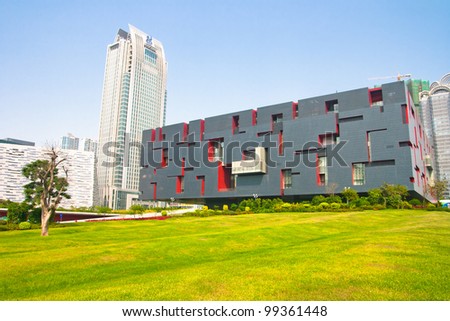 GUANGZHOU, CHINA - MAR 24: Guangdong Province museum on Mar. 24, 2012 in Guangzhou, China. This is  world\'s heaviest steel slip works at height,Has become one of the seven new landmarks in Guangzhou