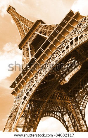  Picture  Eiffel Tower on Paris Eiffel Tower On A Blue Eiffel Tower Paris France