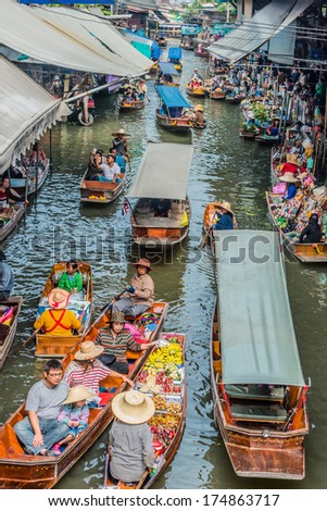 Bangkok, Thailand - December 30, 2013: people at Amphawa bangkok floating market