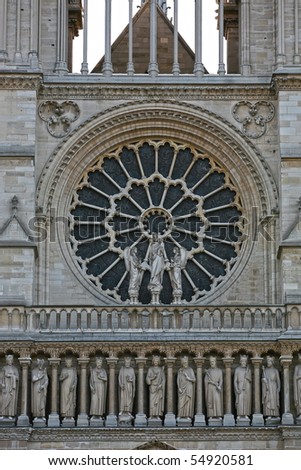 Notre Dame  de Paris rose window close u