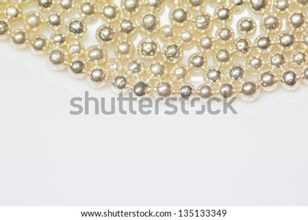 Silver sugar pearl toppings for cake decorations
