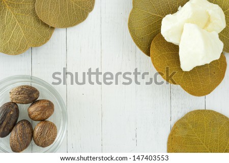 shea butter nuts with raw shea butter