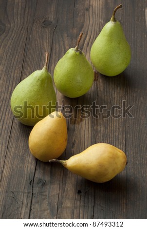 pears on table