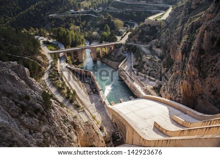 Contreras Reservoir Dam on the border between Comunidad Valenciana and Castilla la Mancha, Spain.