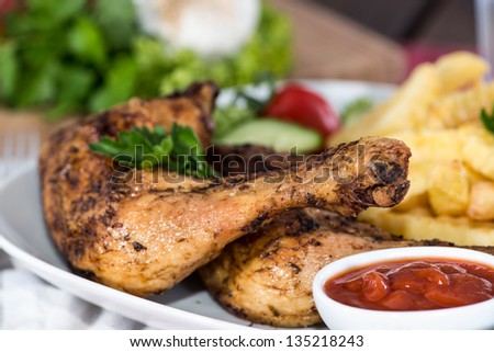 Grilled Chicken Legs with Chips and Sauce