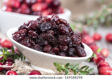 Dried Cranberries and some fresh fruits