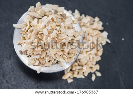Small portion of Garlic Spice (close-up shot)