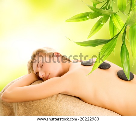 Massage with volcanic hot stones