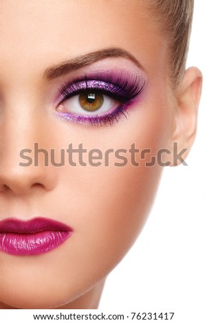 Lifestyle - Pagina 5 Stock-photo-close-up-shot-of-beautiful-woman-face-with-stylish-violet-make-up-76231417