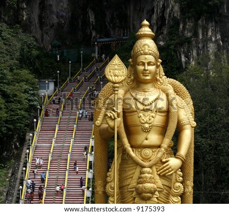 Lord Murugan Statue