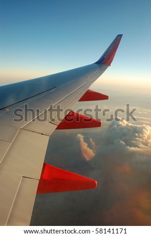 PALMDALE, CA - JULY 29: A Southwest Airlines flight flies 39,000 feet above clouds of smoke from wildfires July 29, 2010 near Palmdale, CA.