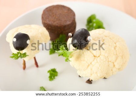 Cauliflower lamb-vegetable animals
