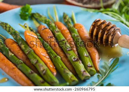 clean eating,grilled carrots and asparagus with honey glaze