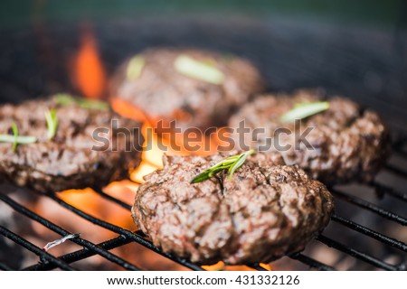 bbq burgers, smoke and fire, copy space