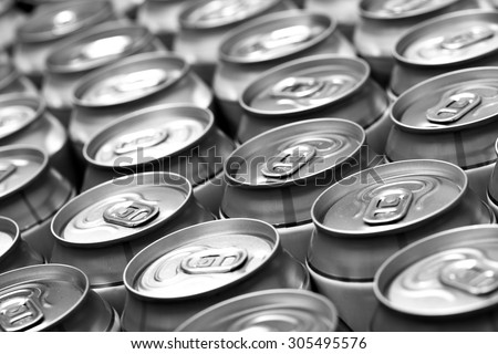 Lots aluminum beer cans. Black and white image. Shallow DOF!