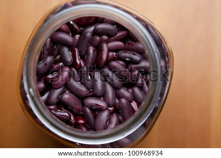 red beans  in a round pot, top view, texture