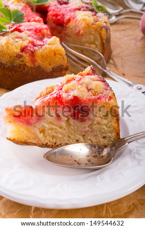 Strawberry buttermilk cake with pistachios