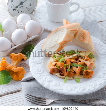 have breakfast omelette with chanterelles