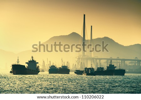 ship and sunset in the ocean