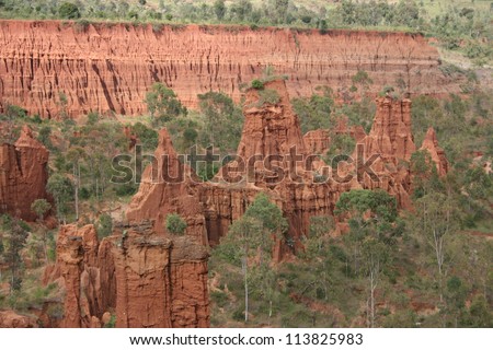 red clay rock formations in Ethiopia are called New York by local tribal people
