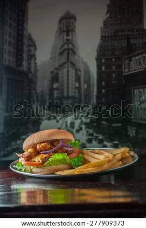 Chicken bites burger
