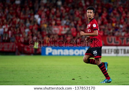 NONTHABURI,THAILAND-MAY01:Weerawut Kayem of Muangthong Utd. in action during the AFC Champions League between Muangthong Utd.and Urawa Red Diamonds at SCG Stadium on May1,2013 in,Thailand.