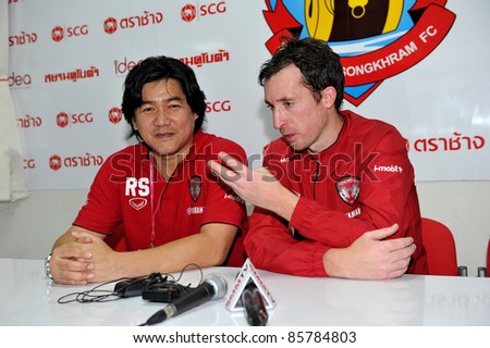 SAMUTSONGKHRAM,THAILAND- OCT 1: Robbie Fowler coach&player of MTUTD at a press conference for the Thai Premier League (TPL) between SCGsamutsongkhram fc & Mtutd at Samut Songkhram Stadium on Oct 1, 2011 in Samutsongkram, Thailand.