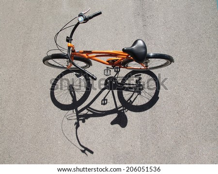 a cruiser bicycle with a shadow shot straight on