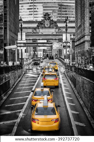 Yellow cabs on Park Avenue in front of Grand Central Terminal, New York