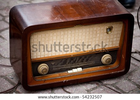 retro radio 2.