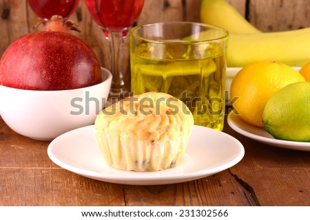 fresh cake with fruits and wine, sweet cake with grapefruits and bananas