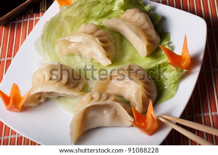 steamed meat dumplings