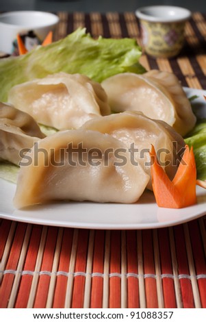 steamed meat dumplings