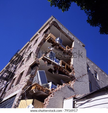 Apartment building after an earthquake